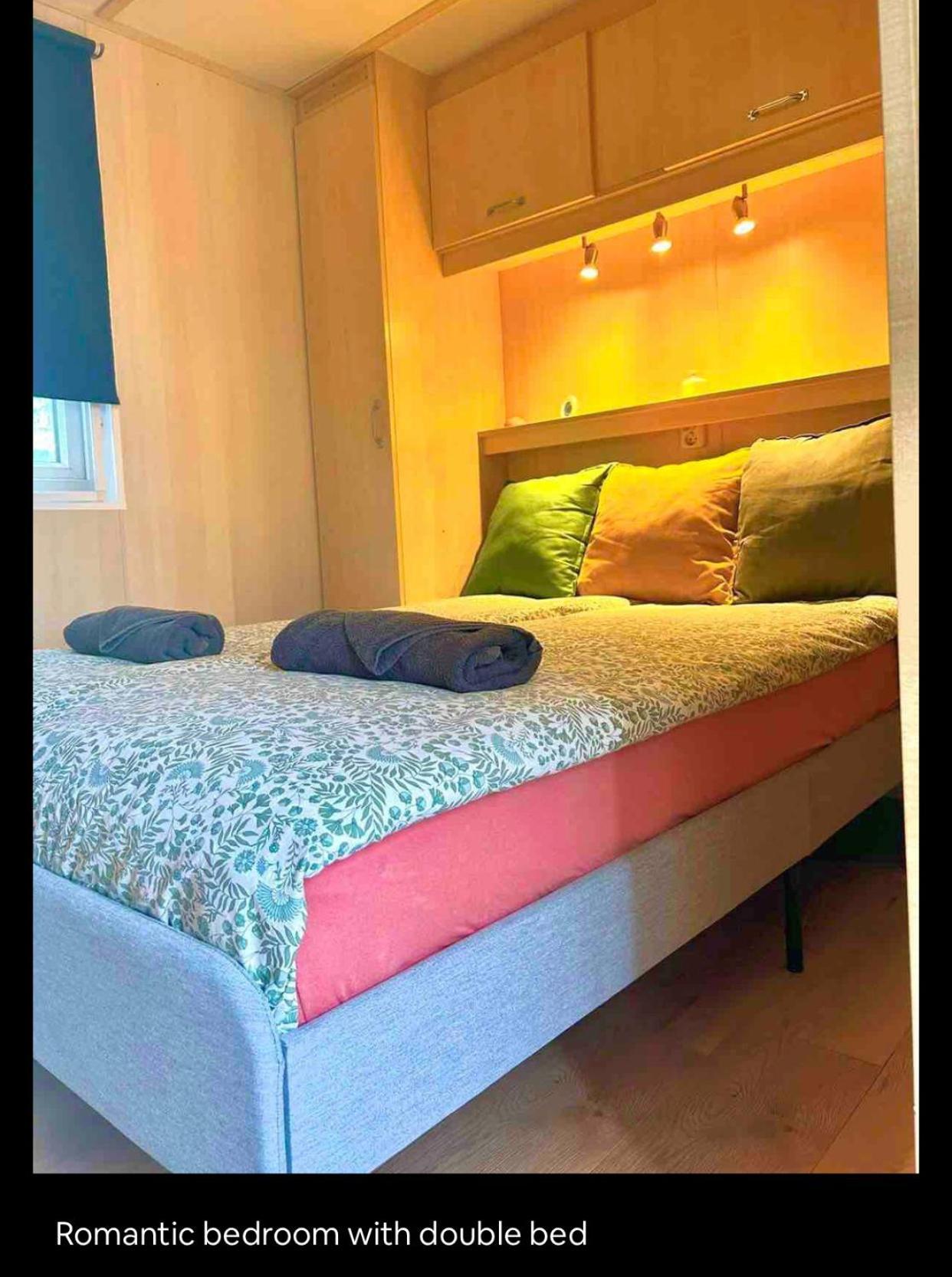 Wellness Bungalow With Jacuzzi &Sauna&Private Garden Near Amsterdam Vijfhuizen Екстер'єр фото