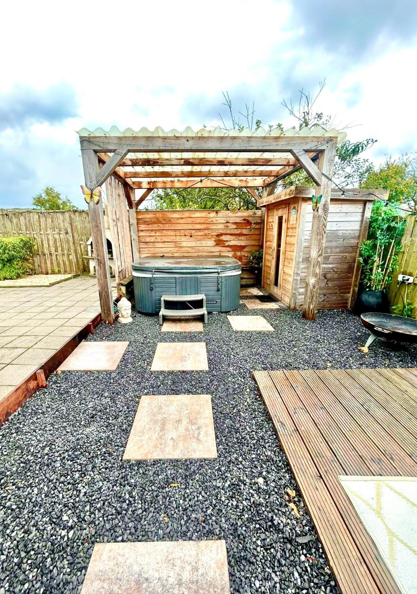 Wellness Bungalow With Jacuzzi &Sauna&Private Garden Near Amsterdam Vijfhuizen Екстер'єр фото